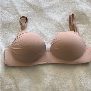 Victoria’s secret no wire bra
